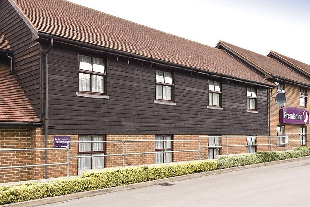 Premier Inn Premier Inn Sandhurst แซนด์เฮิร์ส ภายนอก รูปภาพ