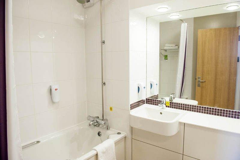 Premier Inn Premier Inn Sandhurst แซนด์เฮิร์ส ภายนอก รูปภาพ
